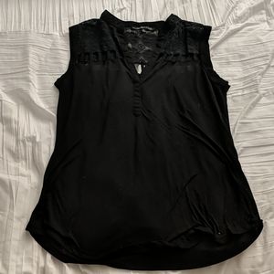 Super cute light weight tank top